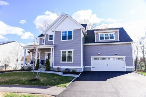 31 Lilac Ave Bellingham MA 02019
