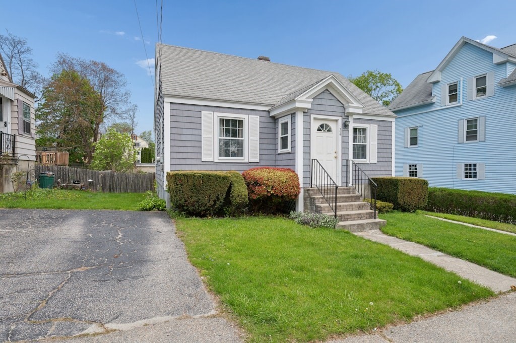 24 Falmouth St