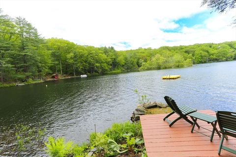 14 Cormack Rd Sturbridge MA 01566