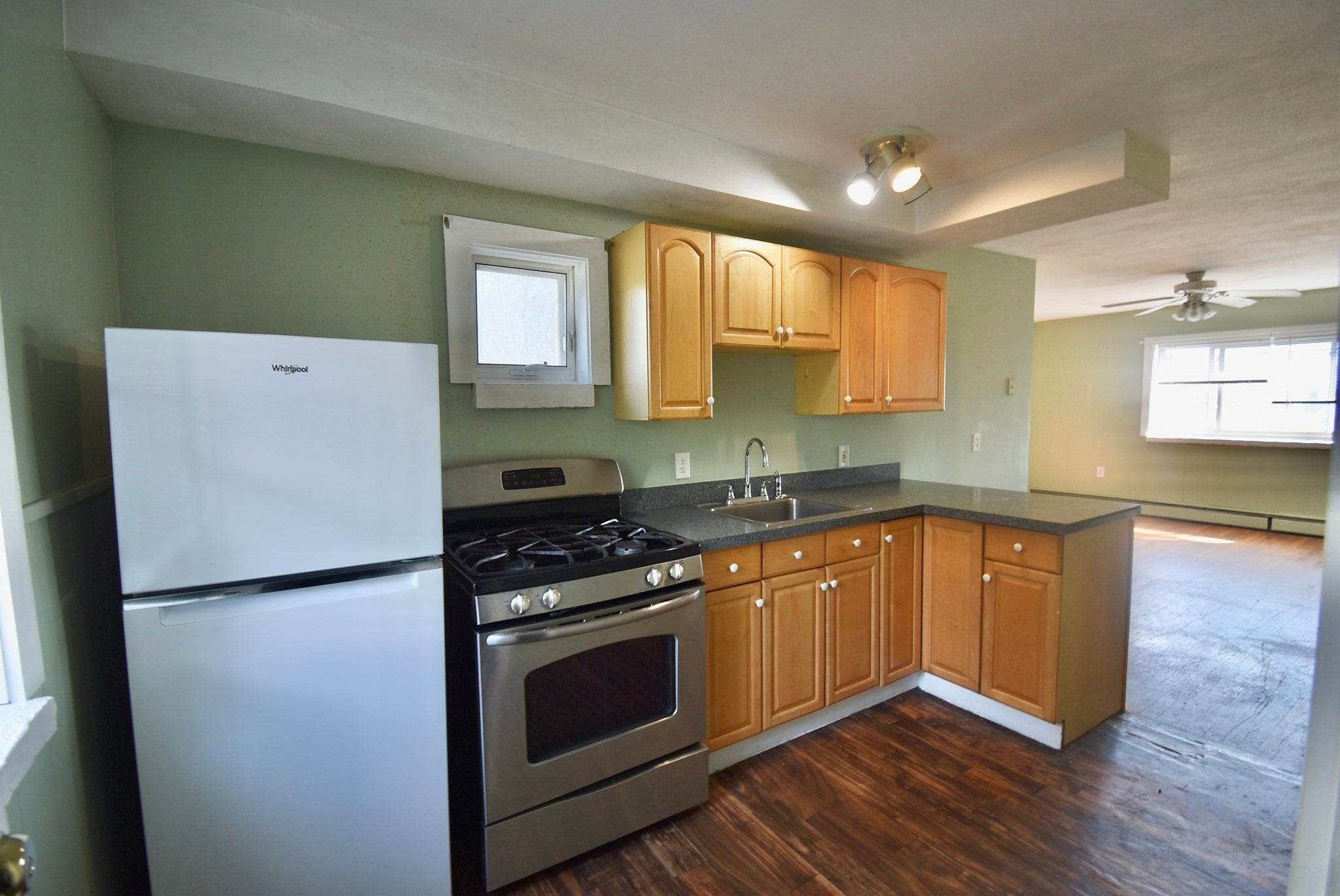5 Cliff St #4, Beverly, MA, 5 Cliff St #4, Beverly, MA Photo #1