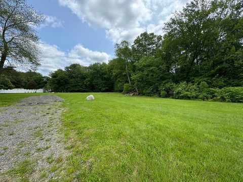 454 Fall River Ave Seekonk MA 02771