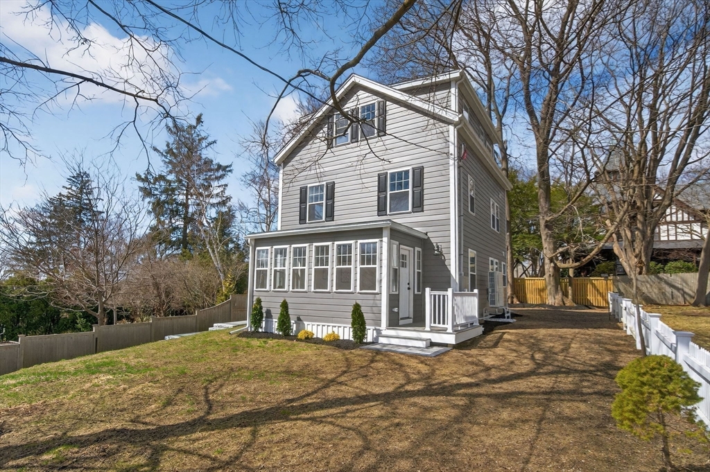 10 Johnson Street