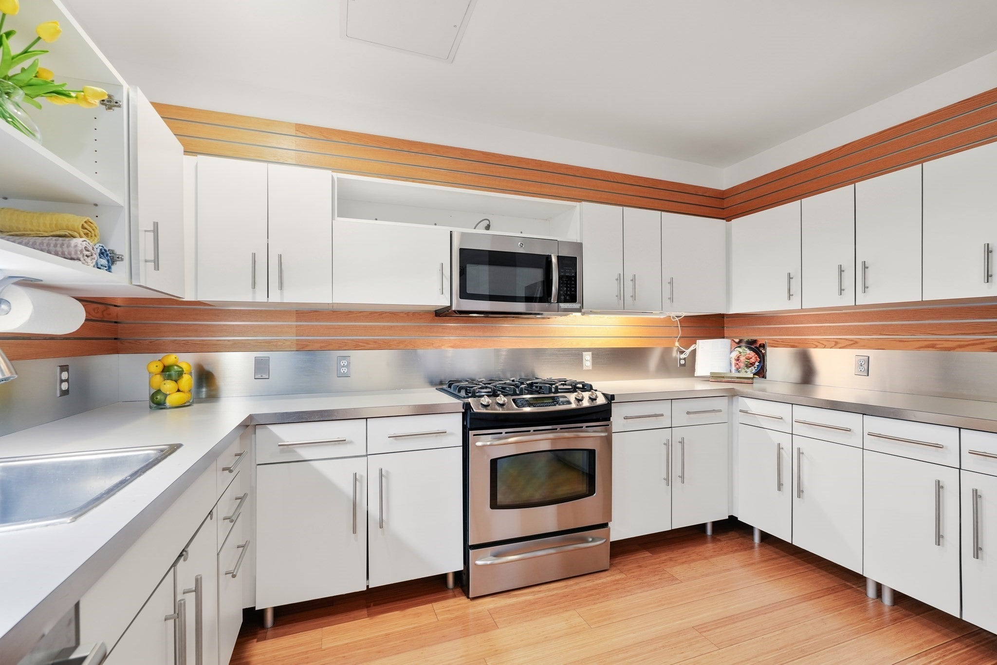 251 Heath St 217