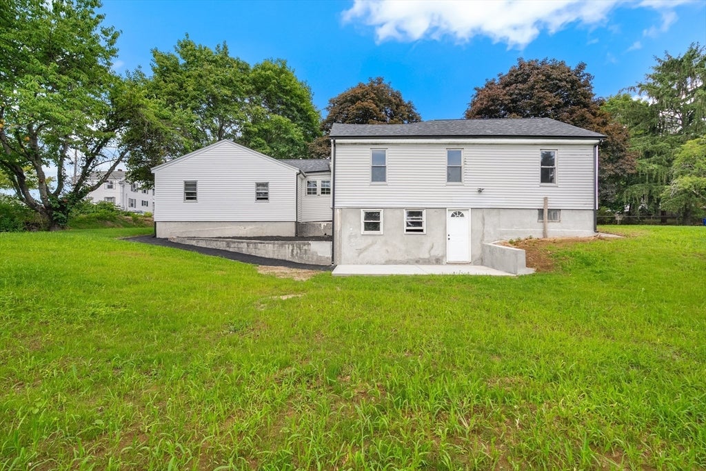 90 W Carpenter St, Attleboro, MA, 90 W Carpenter St, Attleboro, MA Photo #25