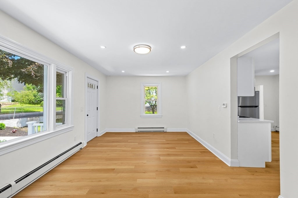 90 W Carpenter St
