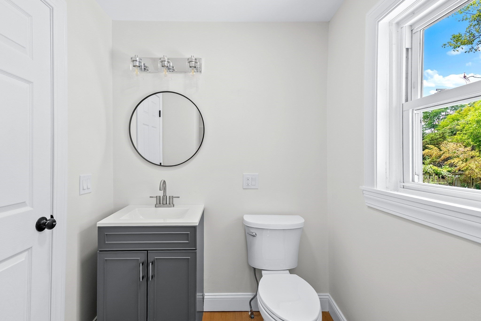 90 W Carpenter St, Attleboro, MA Photo #17
