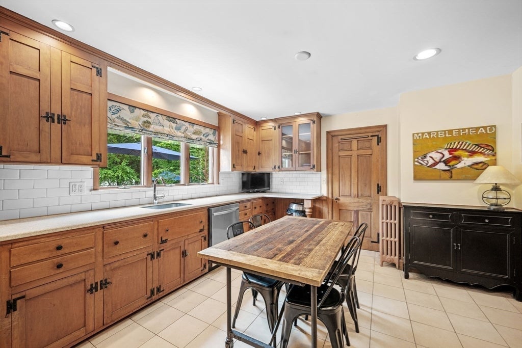 12 Robert Road, Marblehead, MA, 12 Robert Road, Marblehead, MA Photo #8