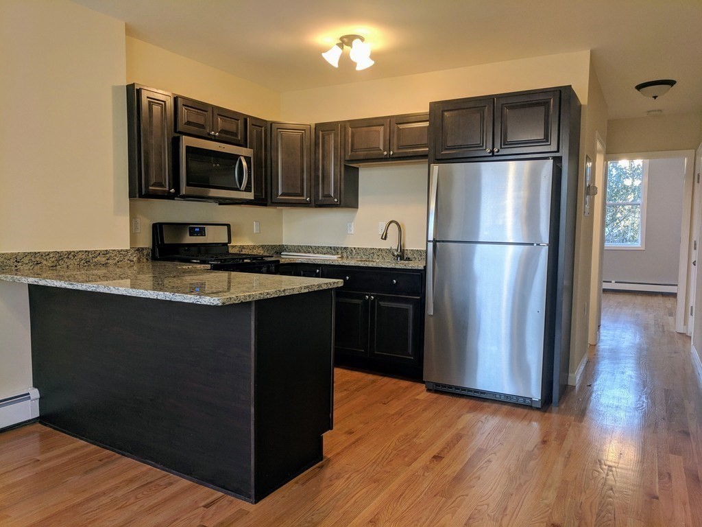 80 Havre St 2