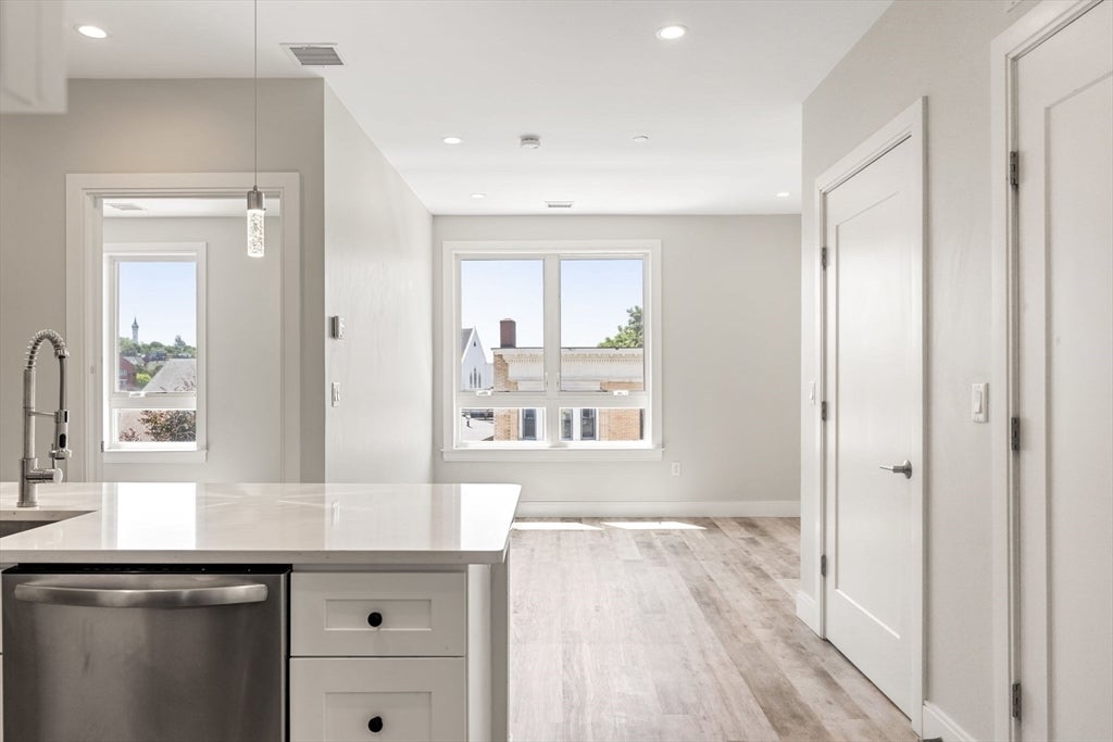 1457 Tremont Street #503, Boston, MA Photo #5
