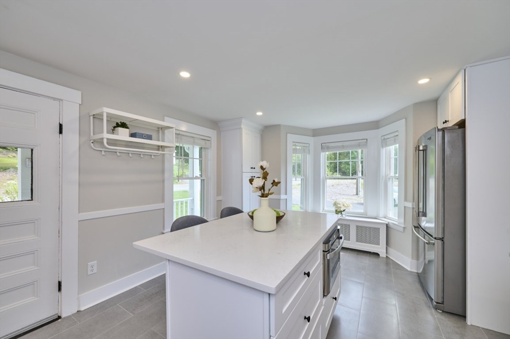 Acton, Massachusetts 01720, United States, 4 Bedrooms Bedrooms, ,2 BathroomsBathrooms,Residential,Active,130663