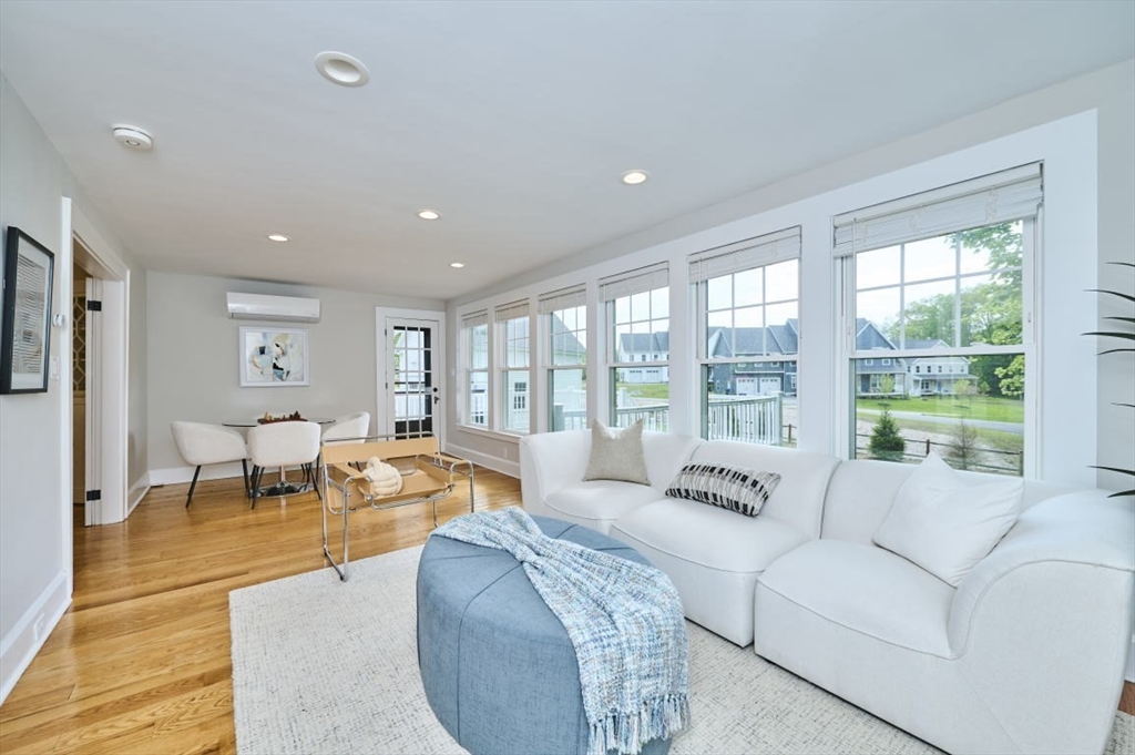 Acton, Massachusetts 01720, United States, 4 Bedrooms Bedrooms, ,2 BathroomsBathrooms,Residential,Active,130663