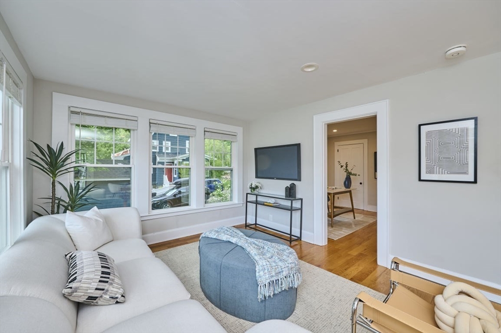 Acton, Massachusetts 01720, United States, 4 Bedrooms Bedrooms, ,2 BathroomsBathrooms,Residential,Active,130663