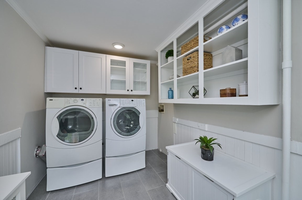 Acton, Massachusetts 01720, United States, 4 Bedrooms Bedrooms, ,2 BathroomsBathrooms,Residential,Active,130663