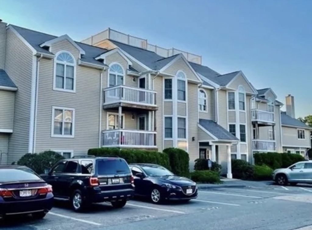 59 Linden Street 308