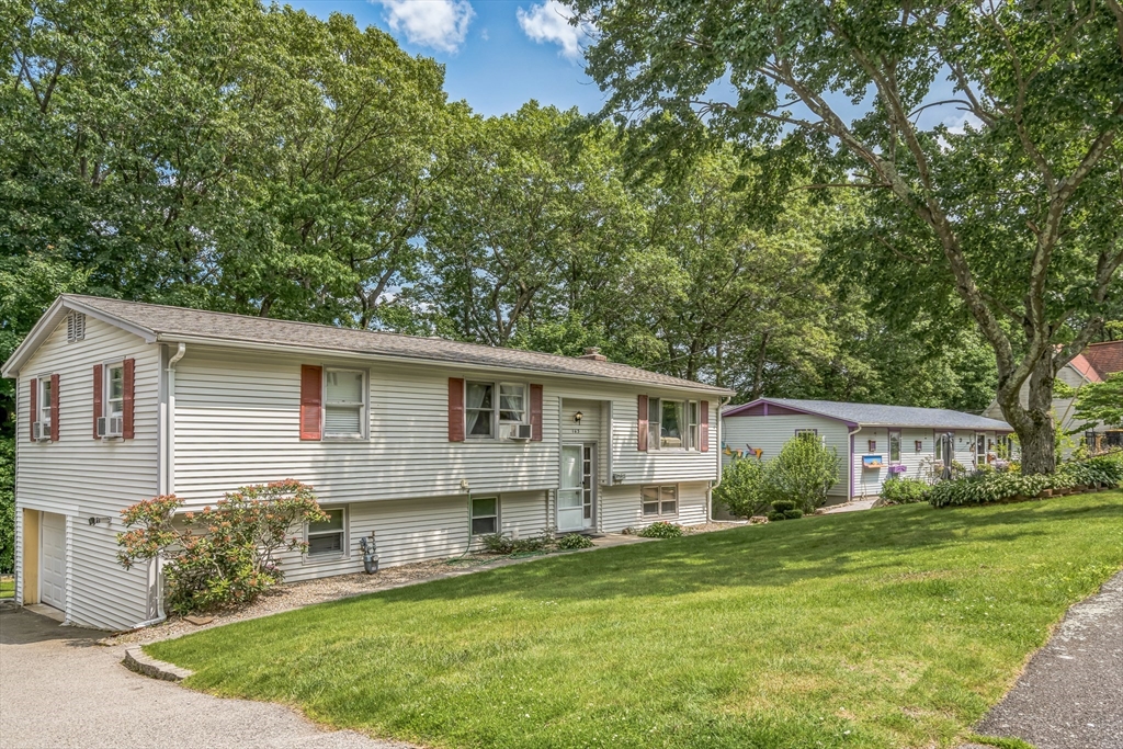 163 Lockland Ave