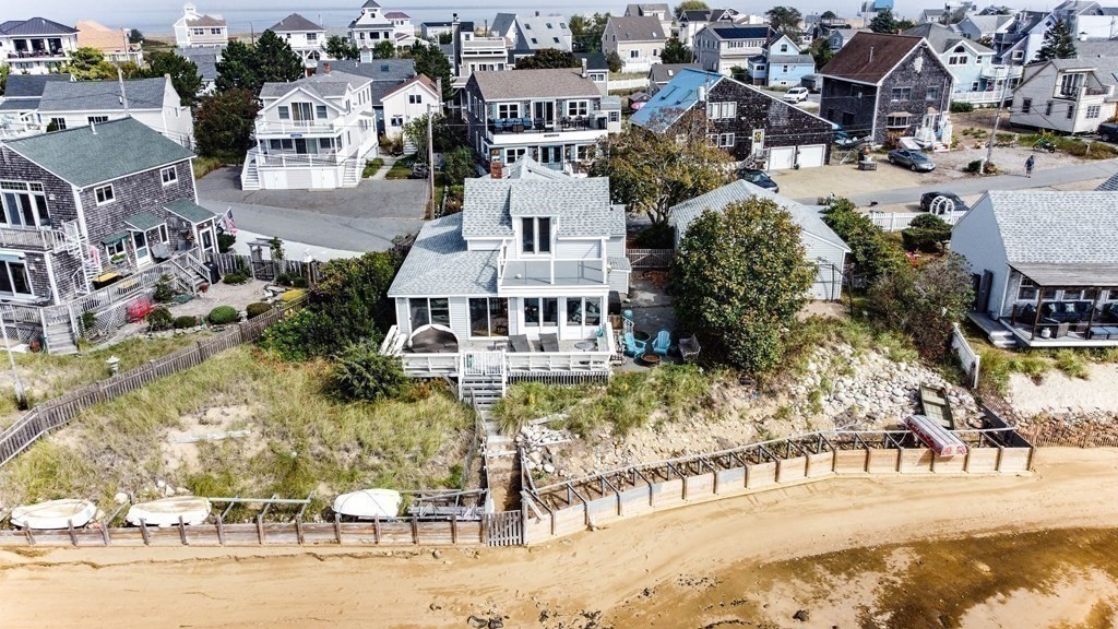 11 Harbor Street