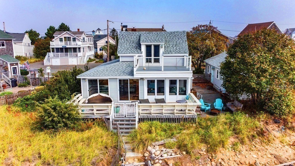 11 Harbor Street