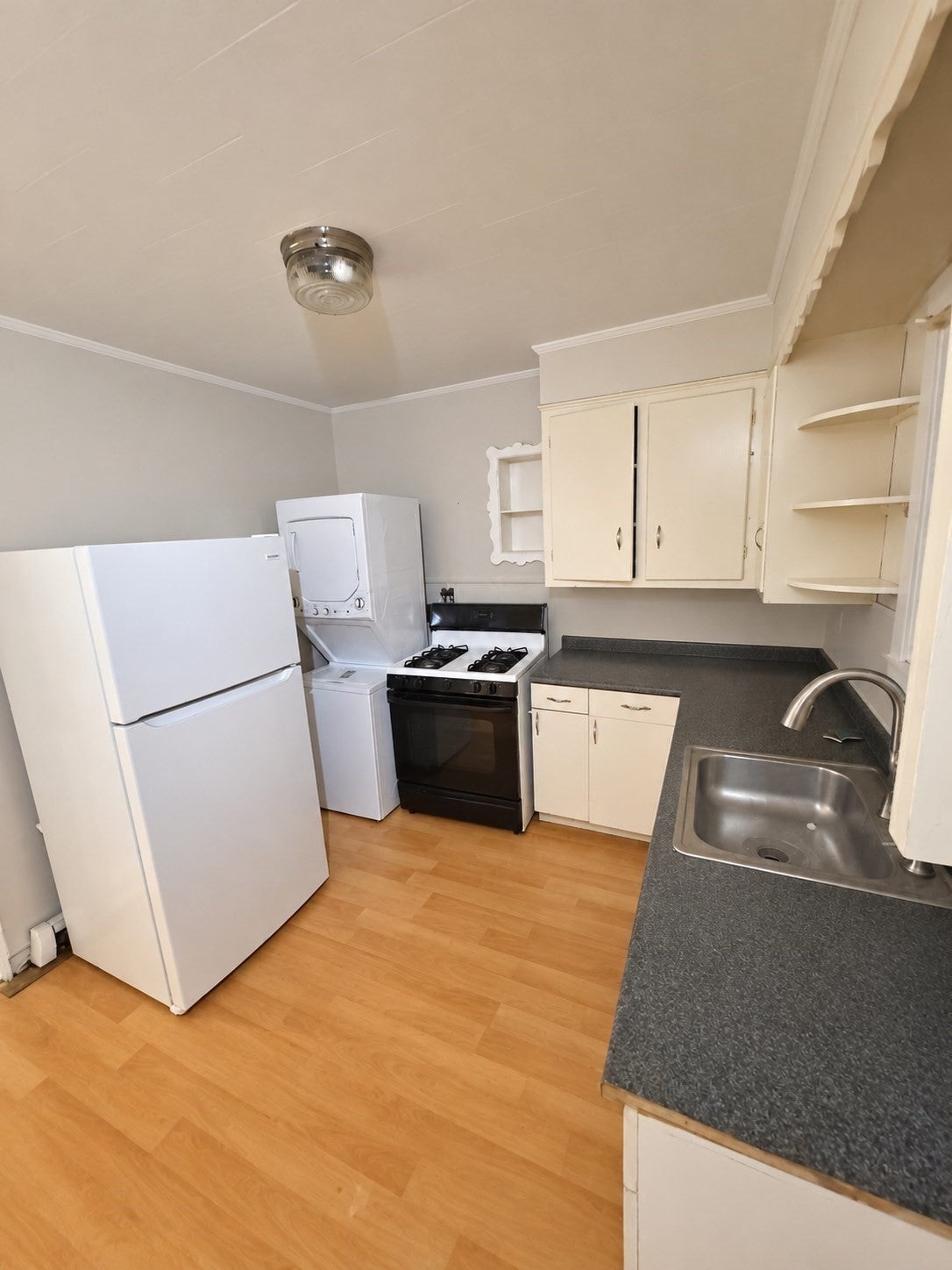 94 Midland Street #2, Lowell, MA Photo #8