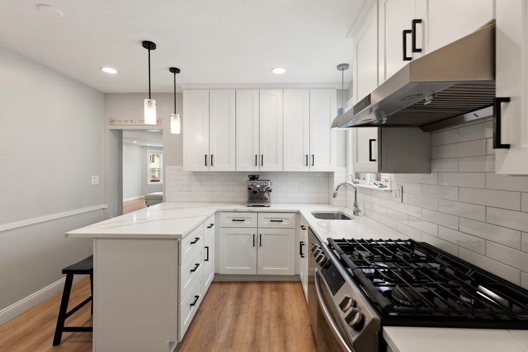 47 Litchfield St 102