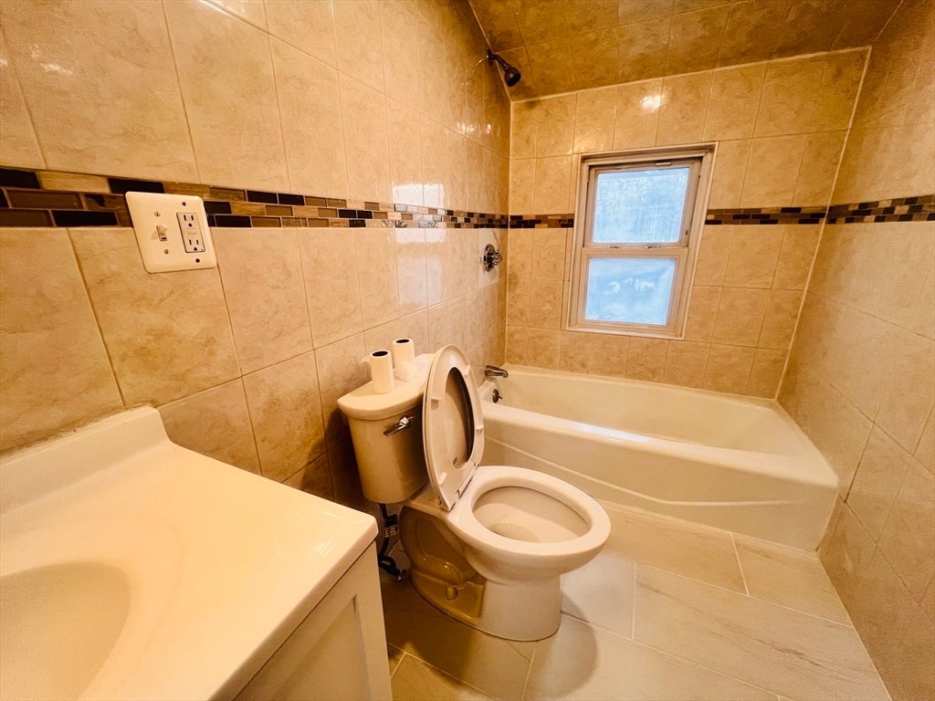 55 Bedford St #3, Quincy, MA Photo #3