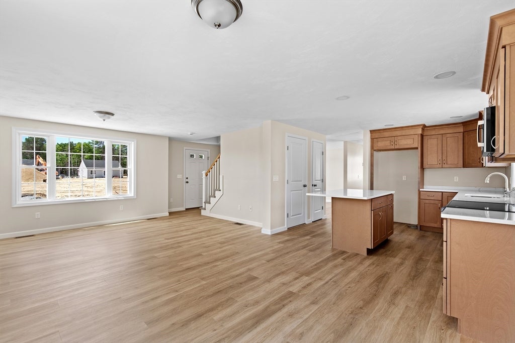 5 Bumblebee Dr, Plymouth, MA, 5 Bumblebee Dr, Plymouth, MA Photo #12