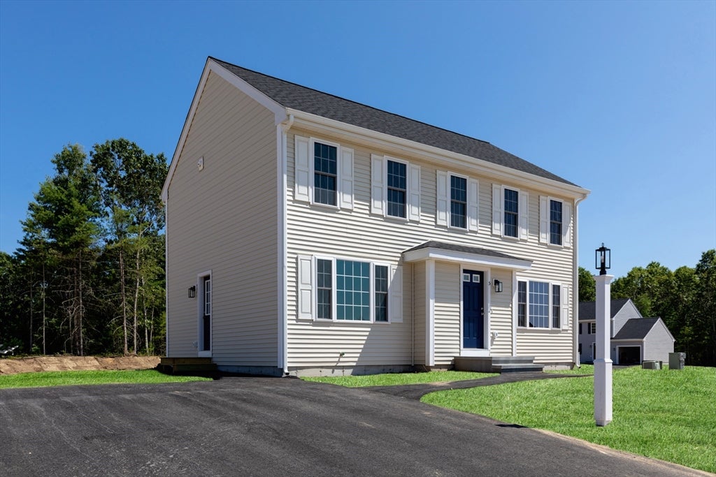 5 Bumblebee Dr