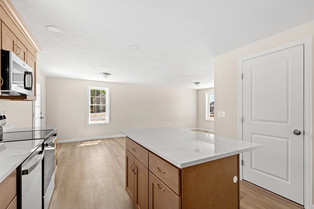 5 Bumblebee Dr, Plymouth, MA, 5 Bumblebee Dr, Plymouth, MA Photo #18