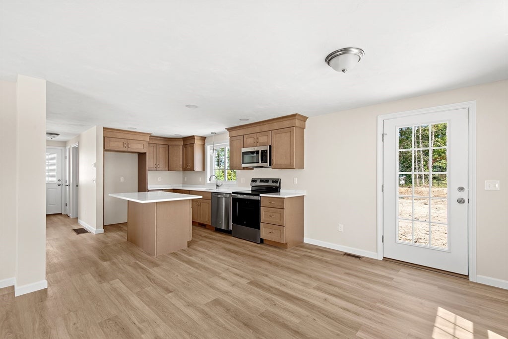 5 Bumblebee Dr, Plymouth, MA, 5 Bumblebee Dr, Plymouth, MA Photo #20