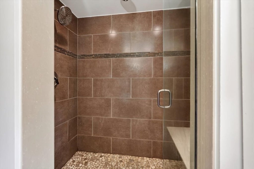 127 Taylor St, Pembroke, MA, 127 Taylor St, Pembroke, MA Photo #27