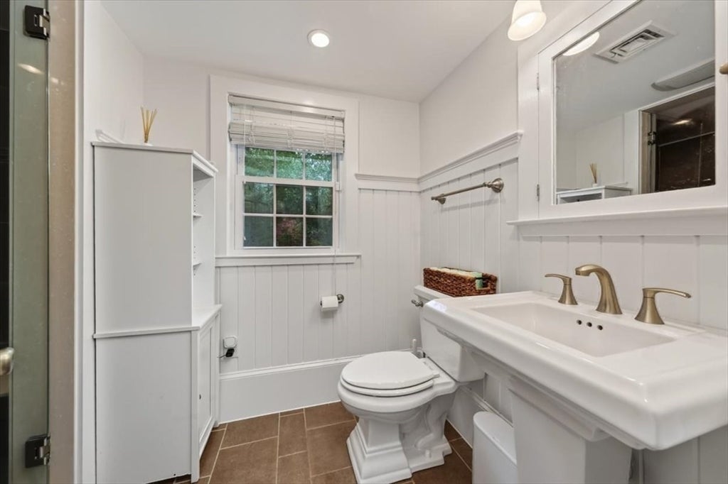 127 Taylor St, Pembroke, MA, 127 Taylor St, Pembroke, MA Photo #26