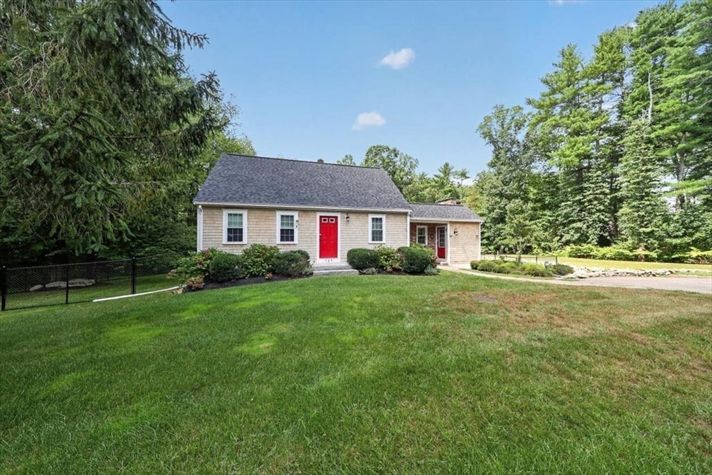 127 Taylor St, Pembroke, MA, 127 Taylor St, Pembroke, MA Photo #1