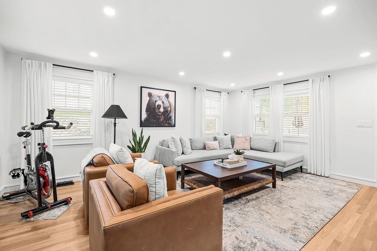 57 Glendale Ave, Melrose, MA Photo #15