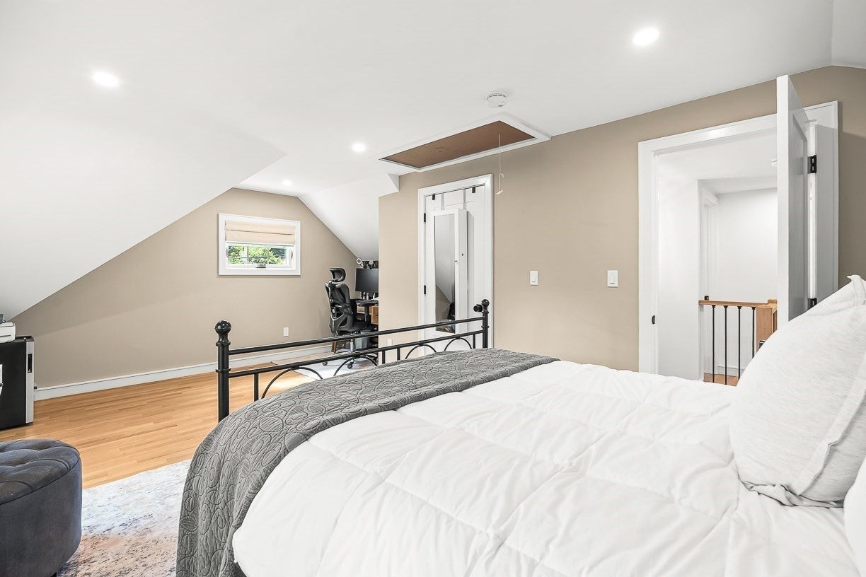 57 Glendale Ave, Melrose, MA Photo #25