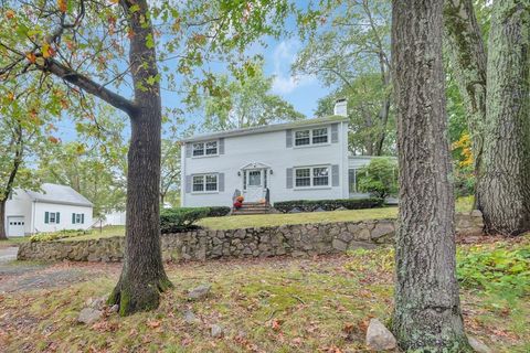 14 Hanson St Dedham MA 02026