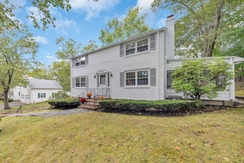 14 Hanson St