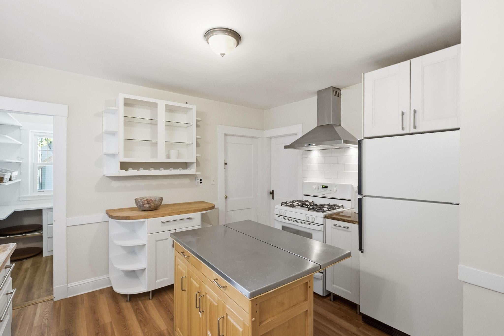 22-24 Teel Street #1, Arlington, MA Photo #14