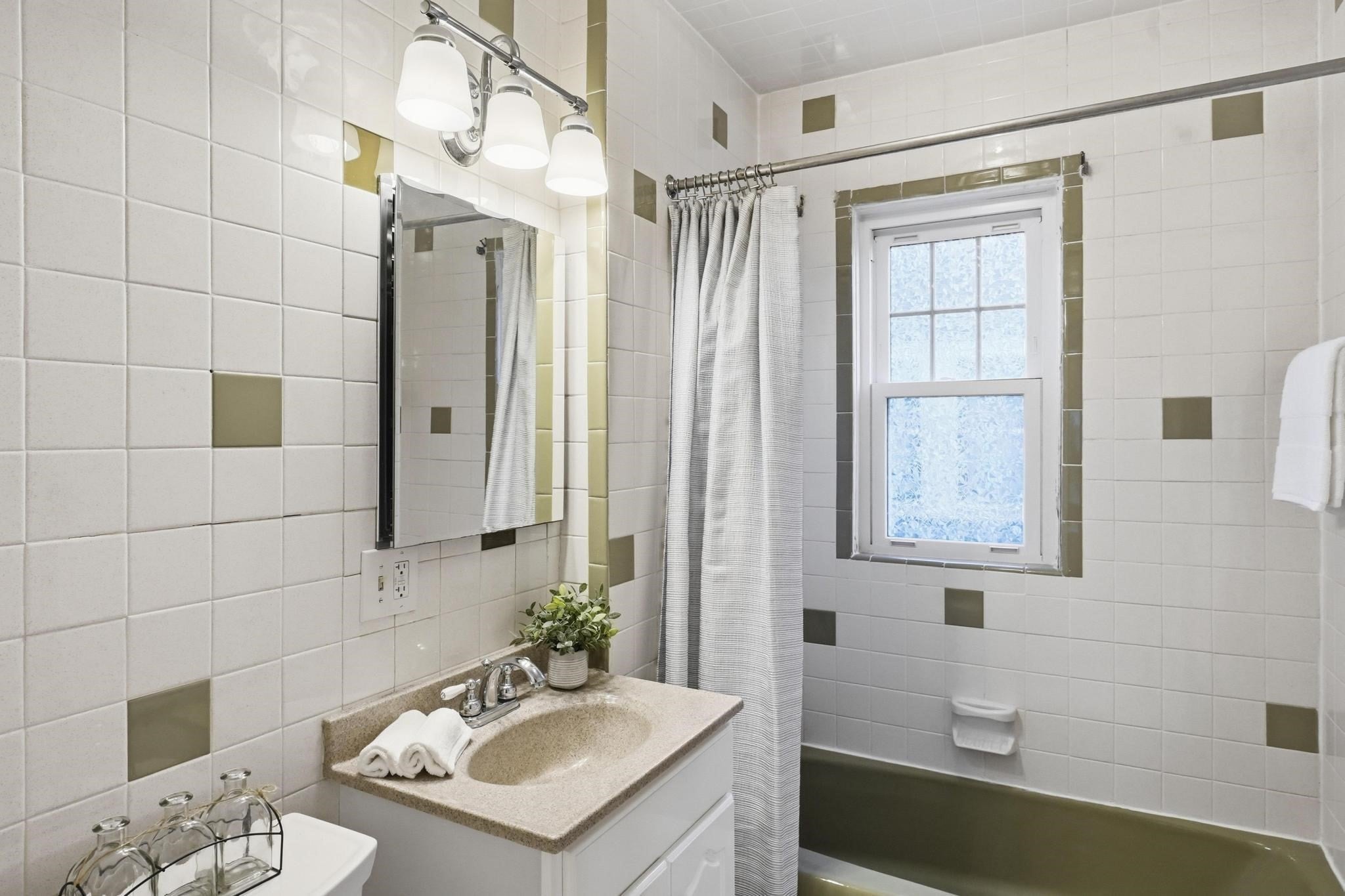 22-24 Teel Street #1, Arlington, MA Photo #22