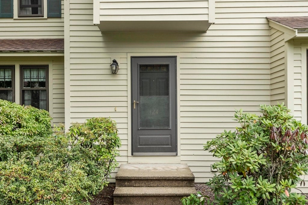 124 Apache Way 124