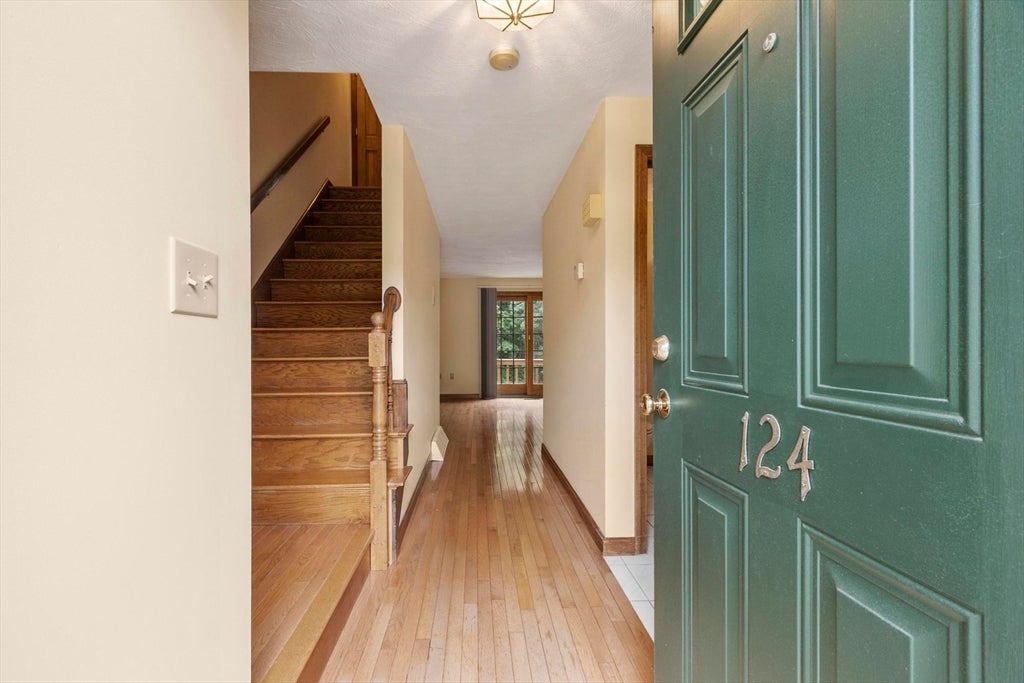 124 Apache Way 124