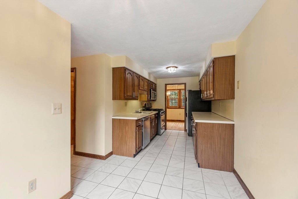 124 Apache Way #124, Tewksbury, MA, 124 Apache Way #124, Tewksbury, MA Photo #15