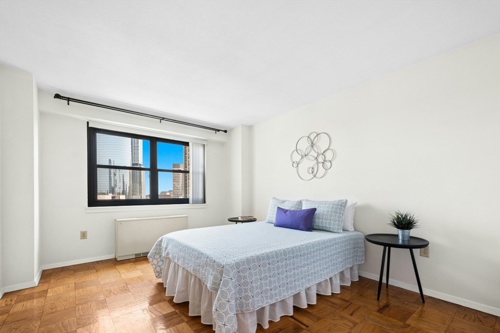 9 Hawthorne Pl 15H