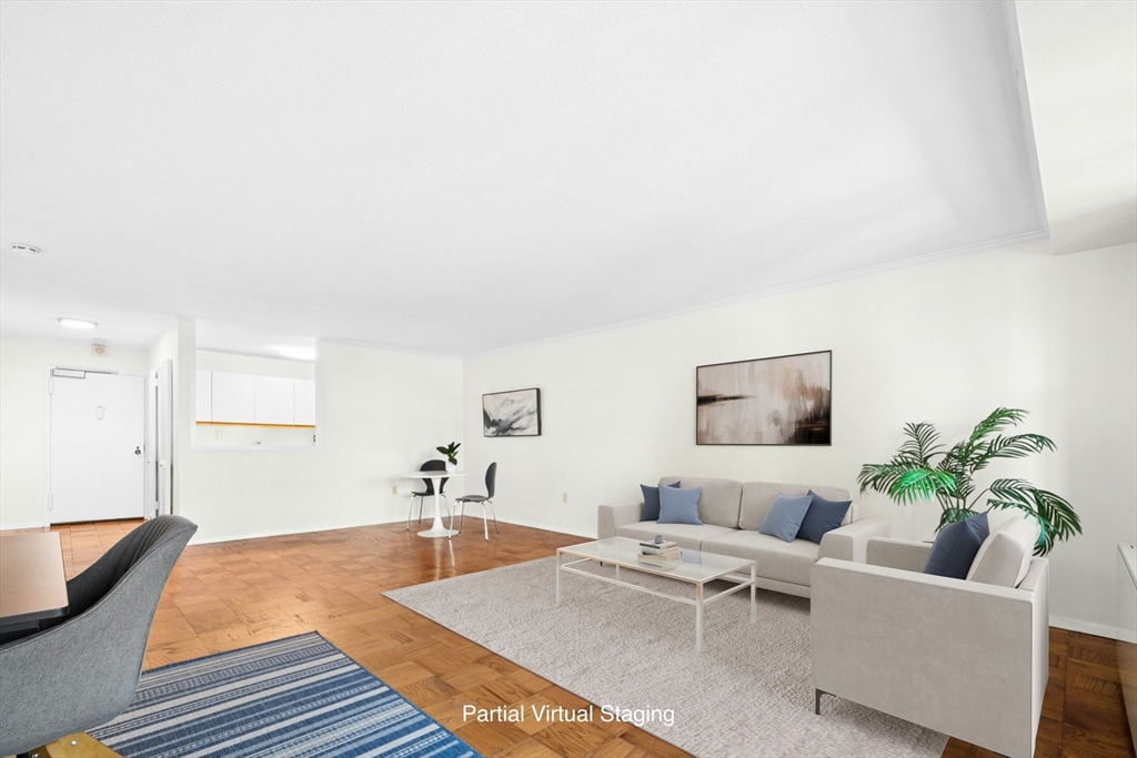 9 Hawthorne Pl 15H