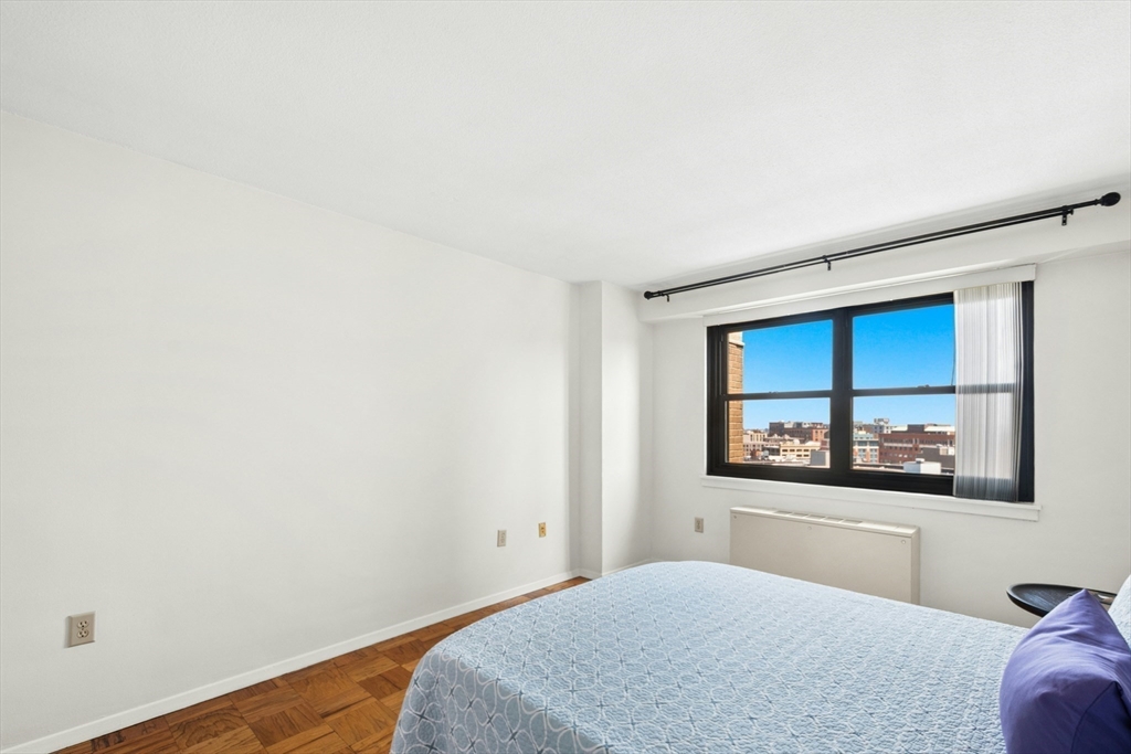 9 Hawthorne Pl 15H