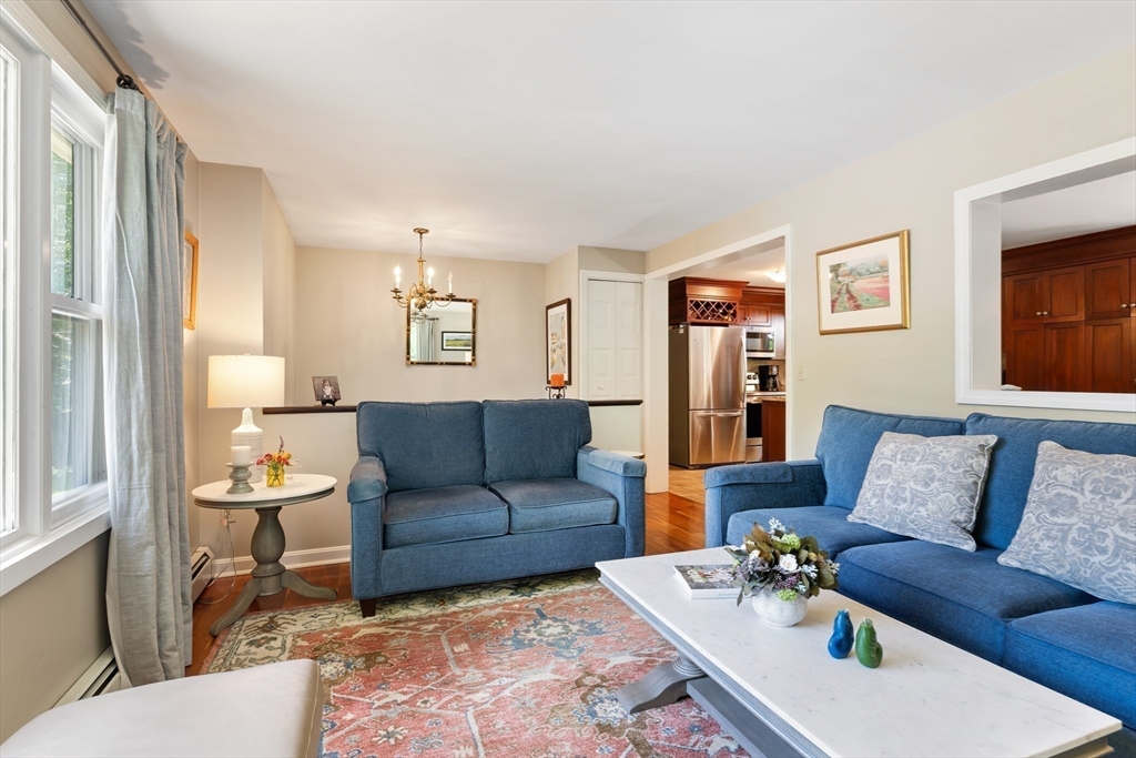 77 Locust St