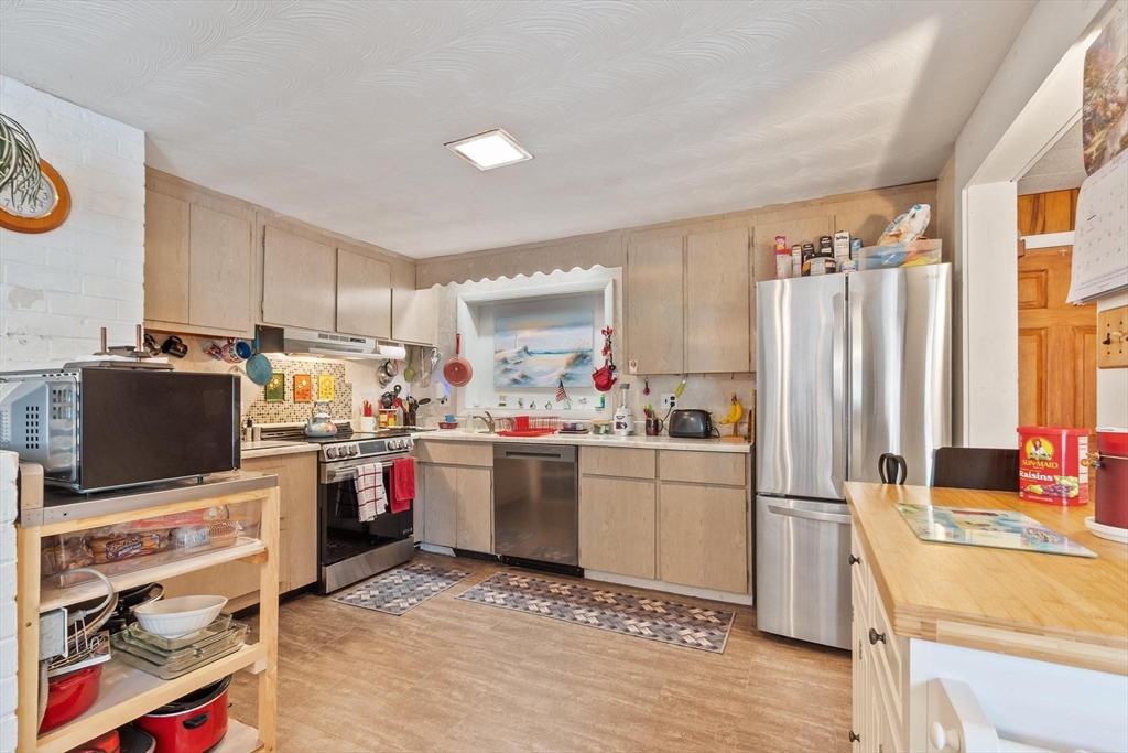 40 Ruthellen Road, Chelmsford, MA Photo #15