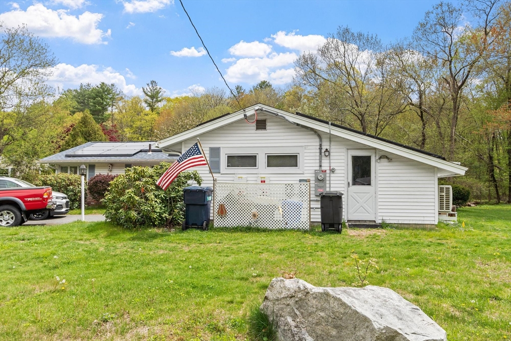 40 Ruthellen Road, Chelmsford, MA Photo #3