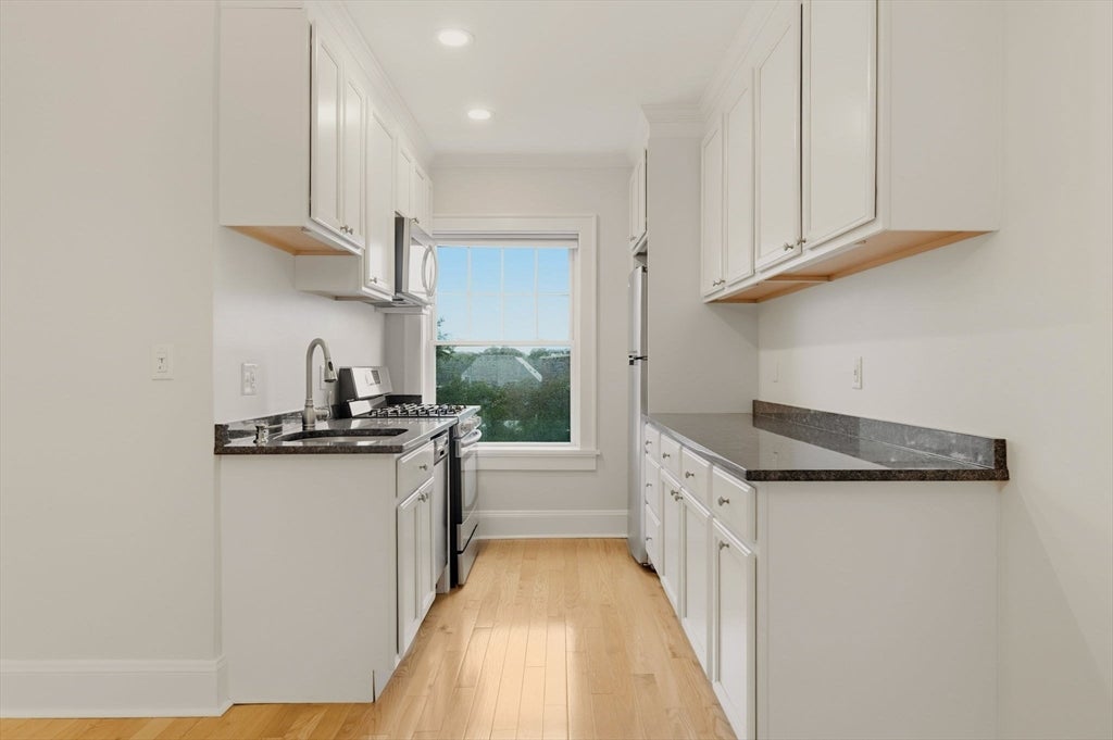 21 Bradlee Rd #32, Medford, MA, 21 Bradlee Rd #32, Medford, MA Photo #7