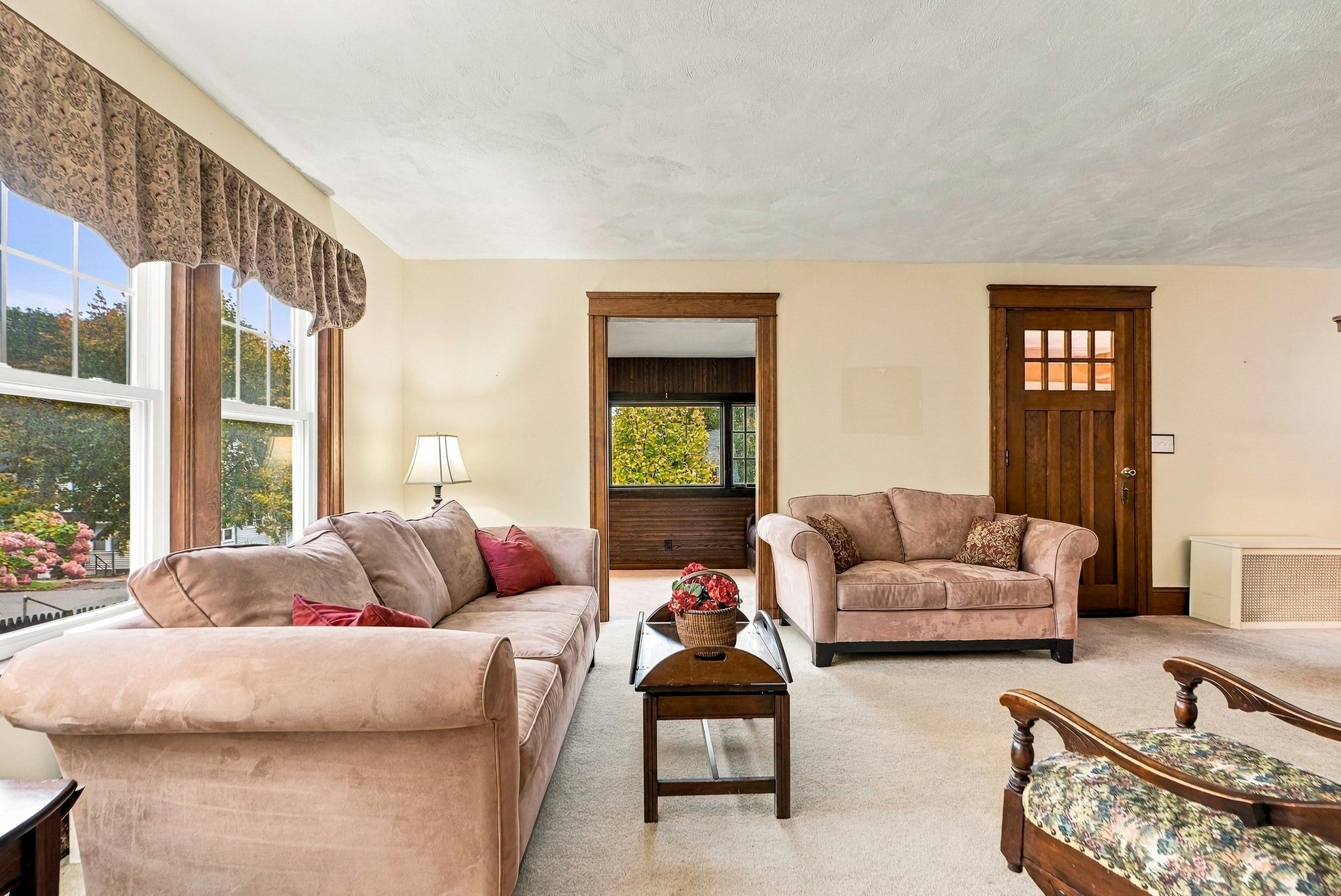 48 Barnard Rd, Worcester, MA Photo #14