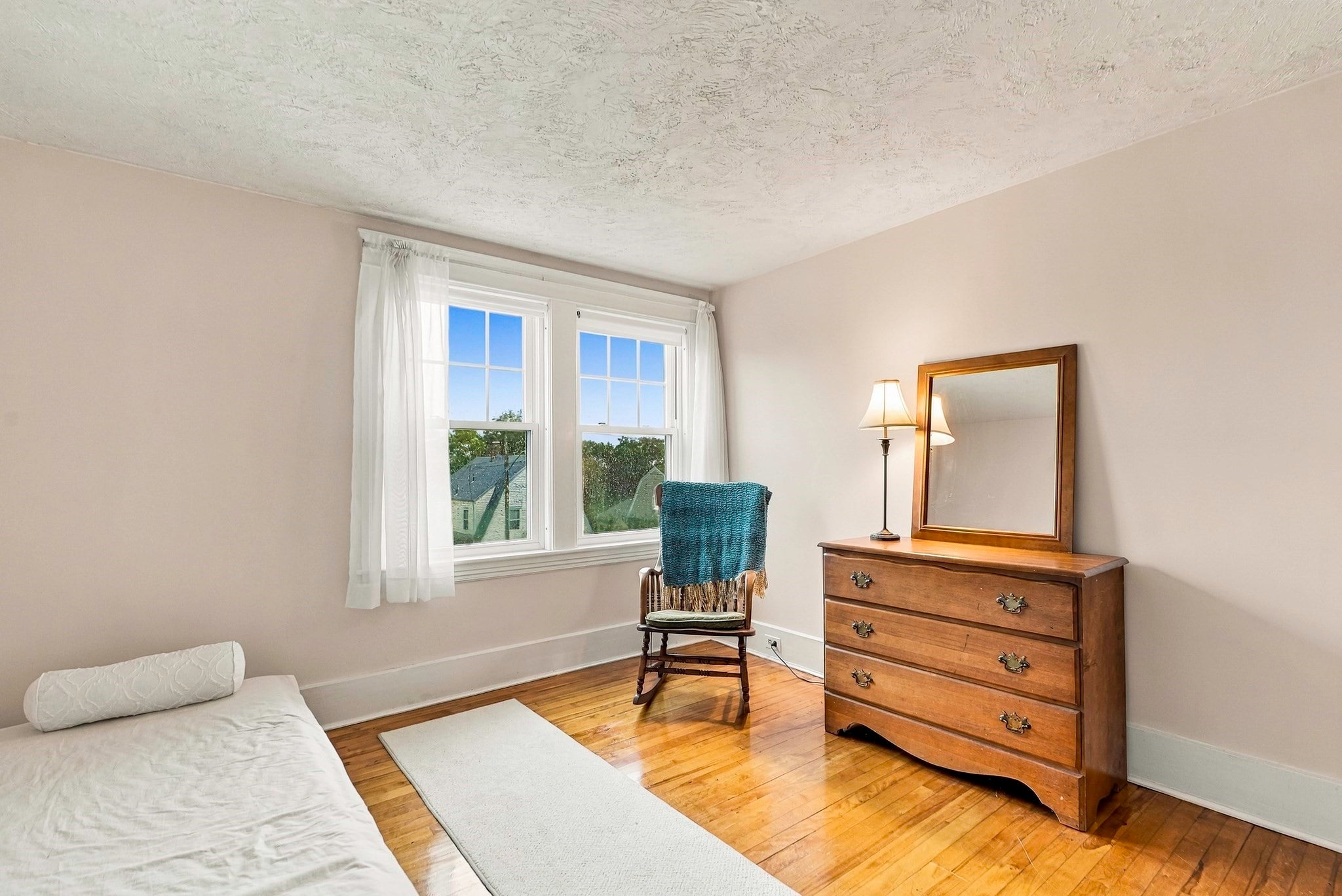 48 Barnard Rd, Worcester, MA Photo #35