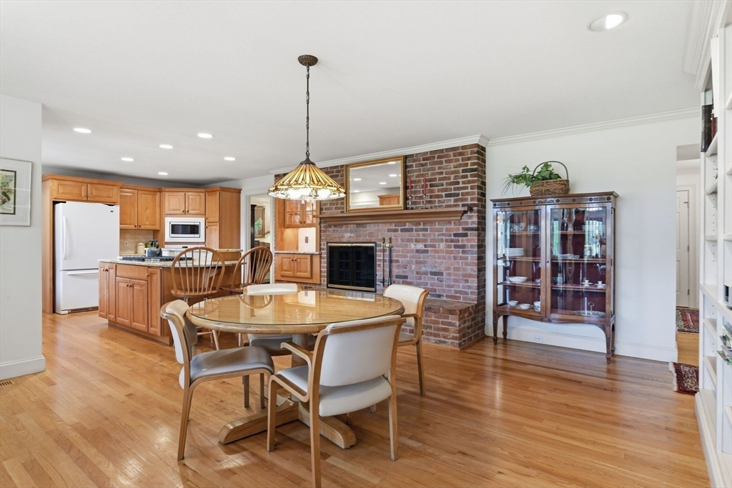 64 Prynnwood Road, Longmeadow, MA Photo #13